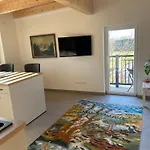 Seerestaurant & Hayat Guest house
