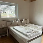 Seerestaurant & Hayat Guest house Steindorf am Ossiacher See