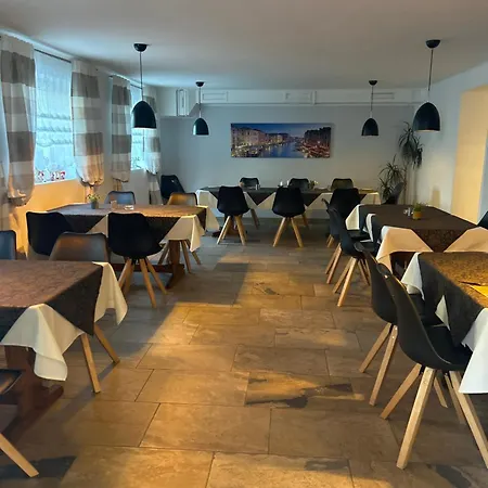 Seerestaurant & Hayat
