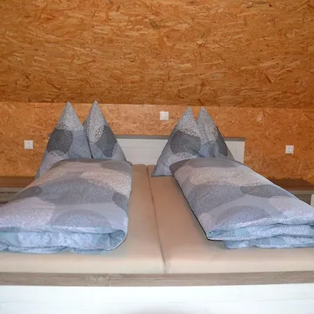 Seerestaurant & Hayat Guest house