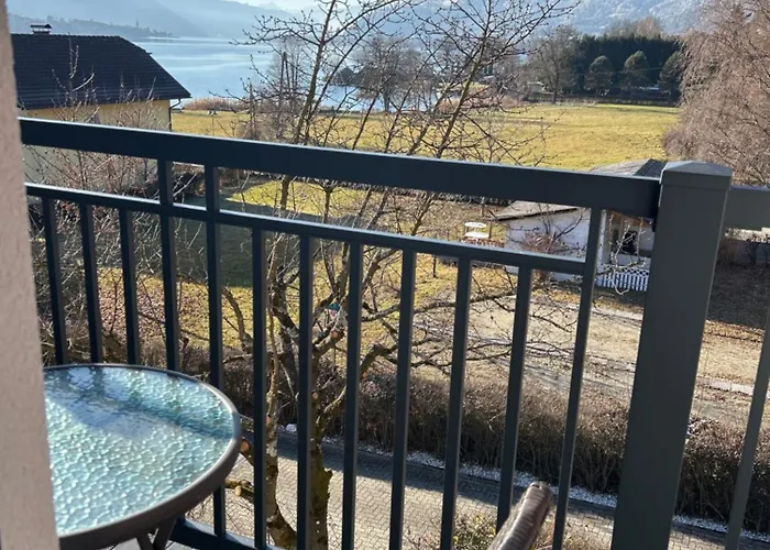 Seerestaurant & Hayat Steindorf am Ossiacher See