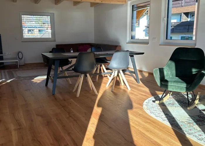 Seerestaurant & Hayat Pensionat Steindorf am Ossiacher See