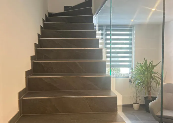 Seerestaurant & Hayat *